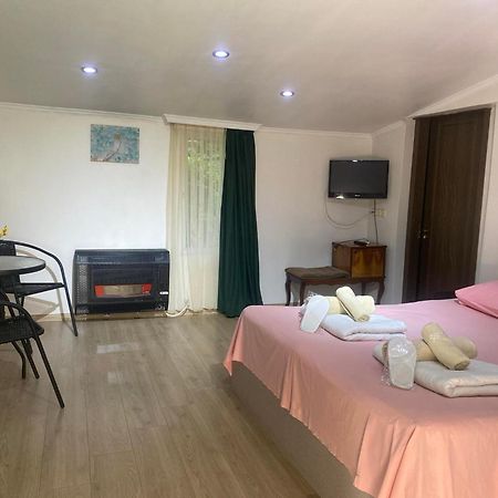 Batumi Apartment With Terrace Εξωτερικό φωτογραφία