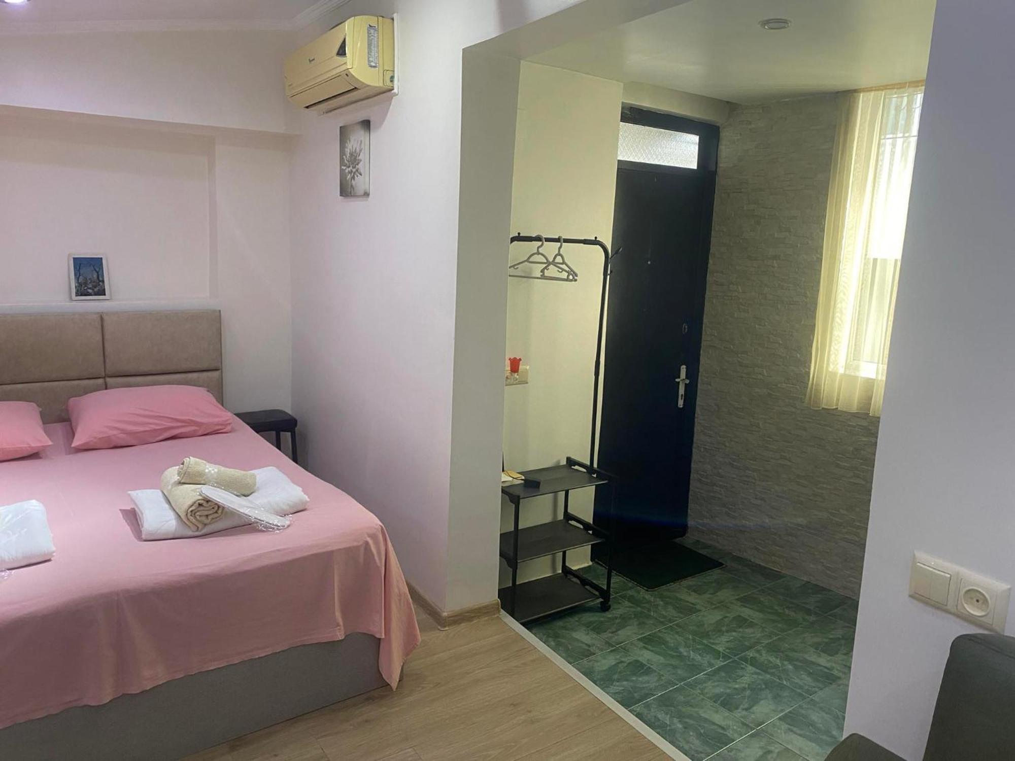 Batumi Apartment With Terrace Εξωτερικό φωτογραφία